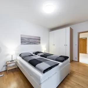 Garden Towers Appartement Prague