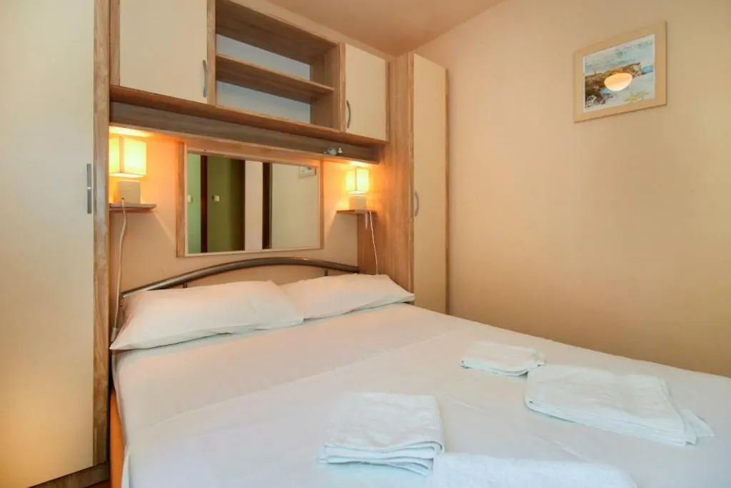Tiho'S Apartments Split Croatia